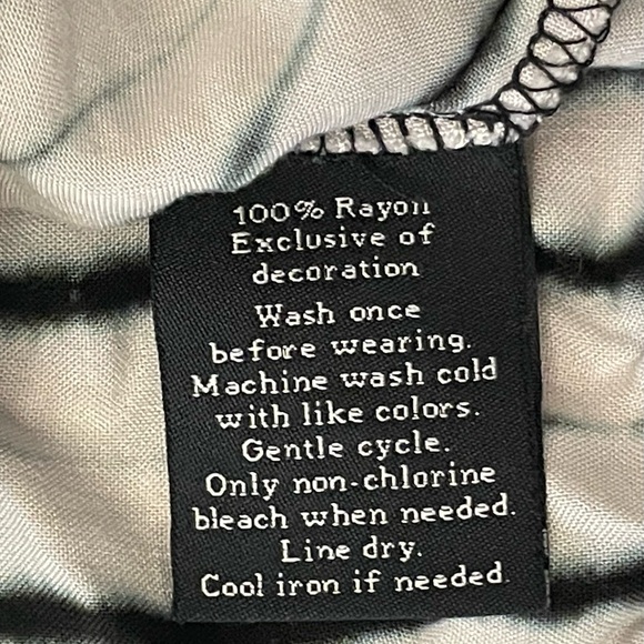 Rock & Republic Blouse - Picture 7 of 8